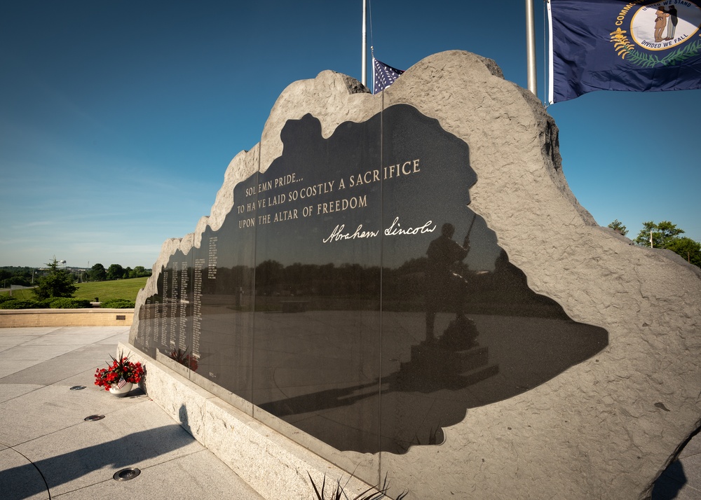 Kentucky National Guard honors fallen troops