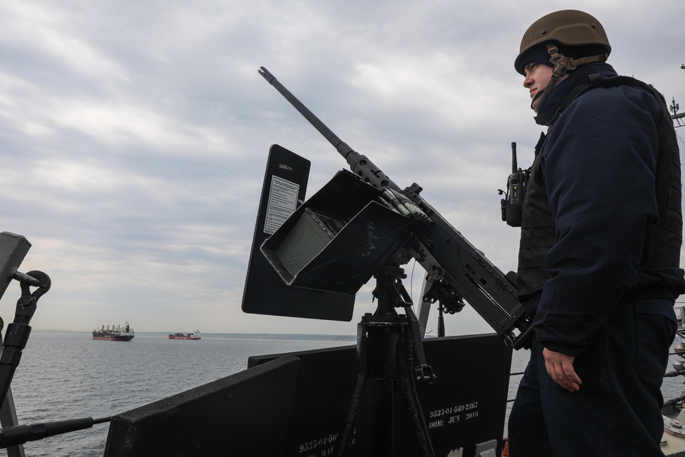 USS Gravely (DDG 107) Pulls into Gdynia, Poland for a Scheduled Port Visit, May 5, 2022