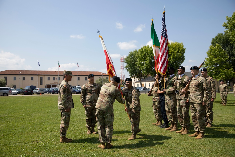 Change of command ceremony welcomes Lt. Col. Corbett Baxter to Headquarters and Headquarters Battalion