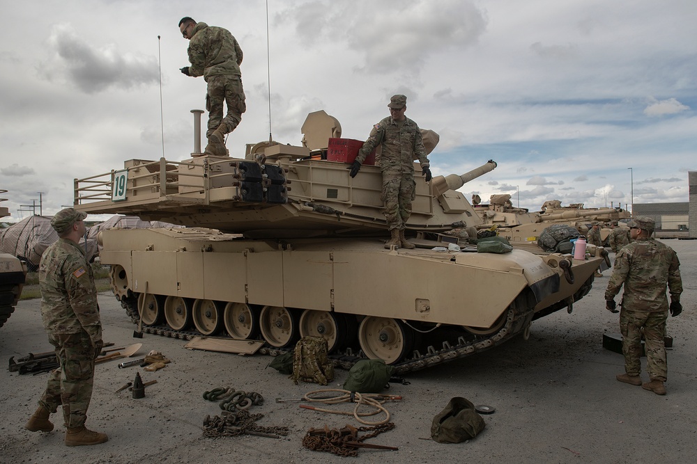 Idaho Army National Guard Annual Training 2022 - CAB Gearing Up