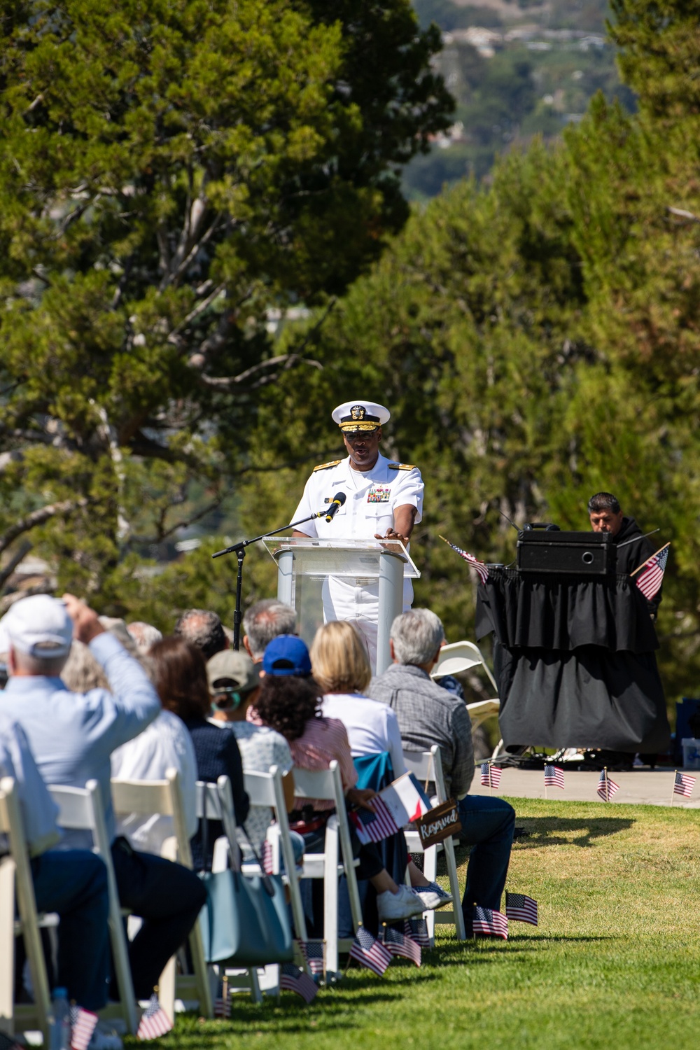 LAFW Memorial Day Ceremony at Green Hills Memorial Park