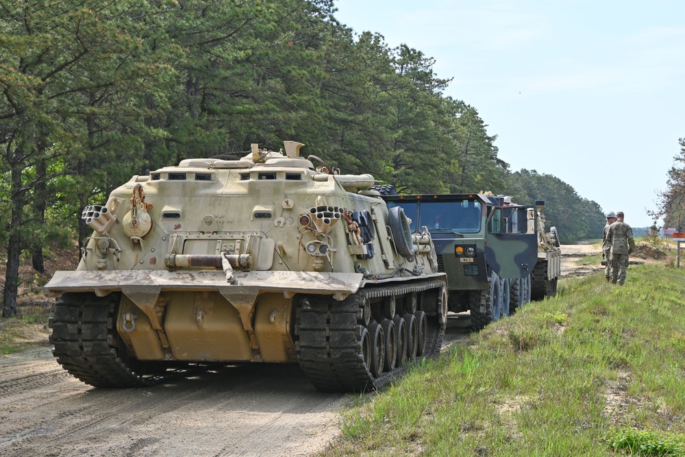 Fort Dix –  NJARNG RTS-M / Vehicle Recovery School