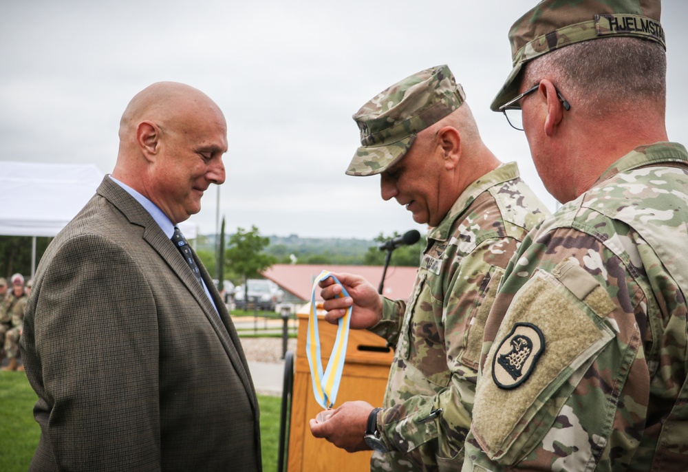 Retired Iowa infantryman receives Order of Saint Maurice