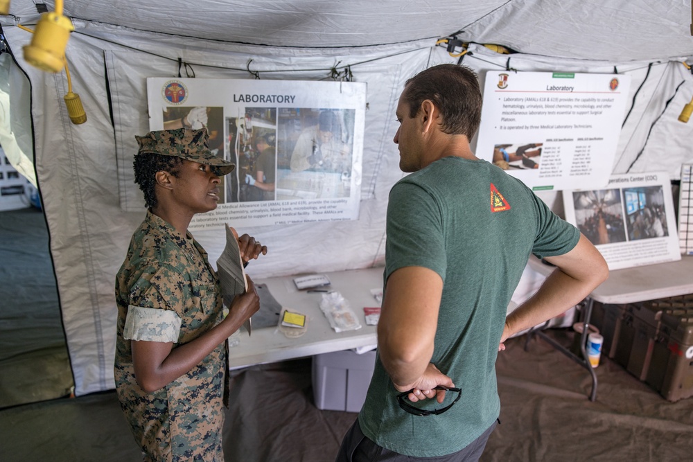 15th MEU Marines display equipment at LA Fleet Week