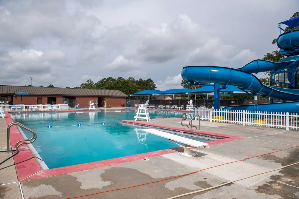 Moody opens pool with Splash Bash