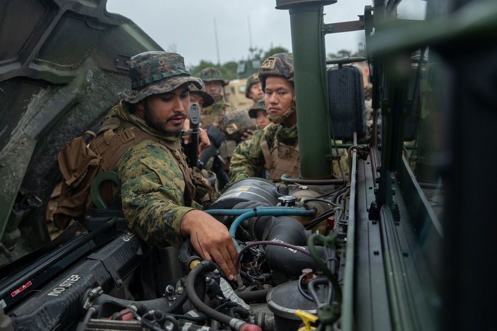 Bravo Co. 3rd LSB conducts convoys at Jungle Warfare Training Center