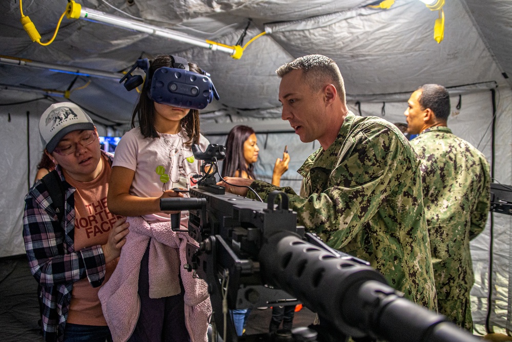 Maritime Expeditionary Security Group (MESG) 1 Participates during Los Angeles Fleet Week Expo