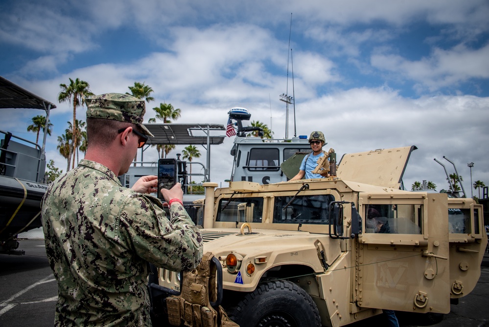 Maritime Expeditionary Security Group (MESG) 1 Participates during Los Angeles Fleet Week Expo