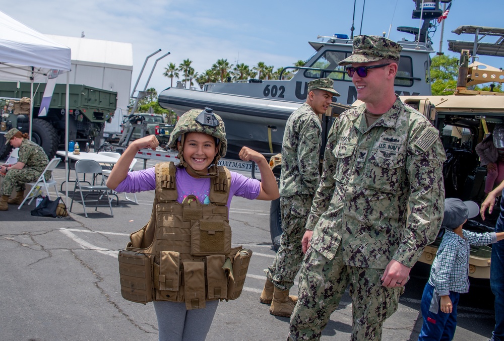 Maritime Expeditionary Security Group (MESG) 1 Participates during Los Angeles Fleet Week Expo