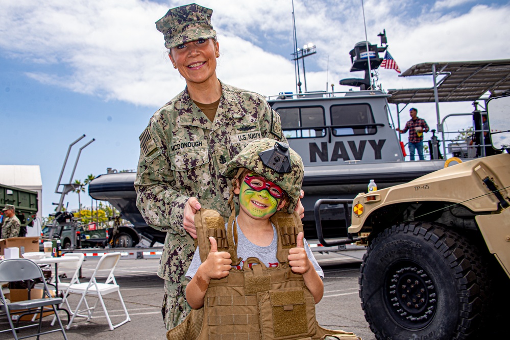 Maritime Expeditionary Security Group (MESG) 1 Participates during Los Angeles Fleet Week Expo