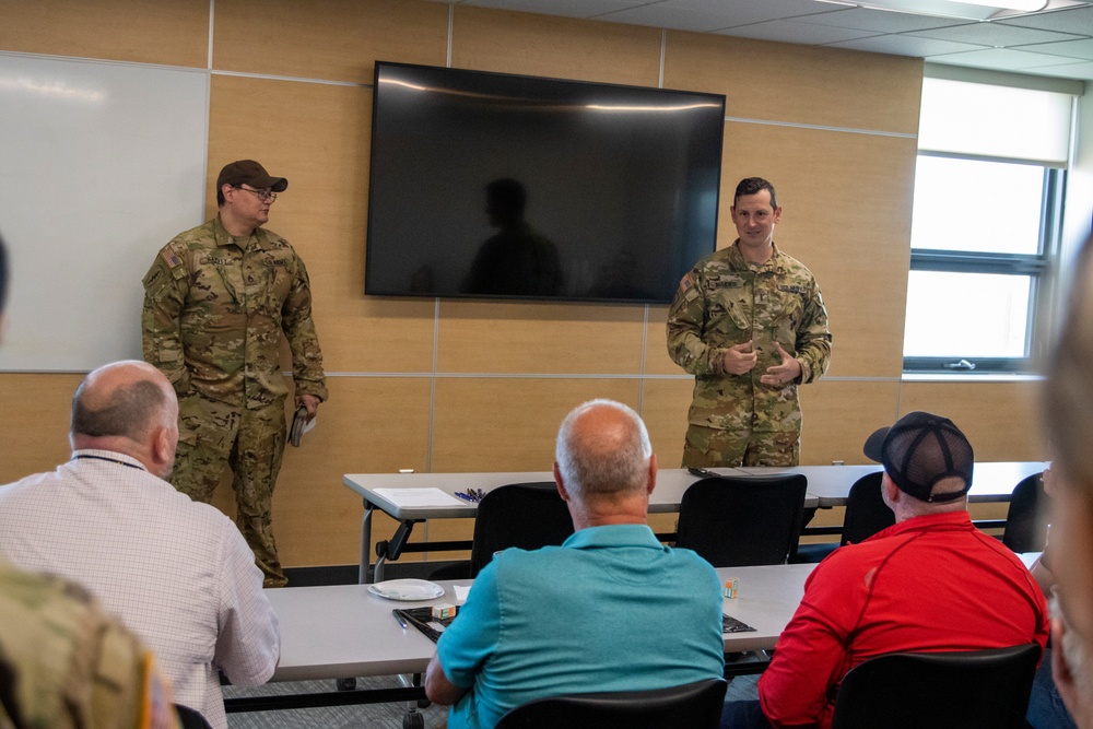 Nebraska educators visit Army National Guard aviation facility