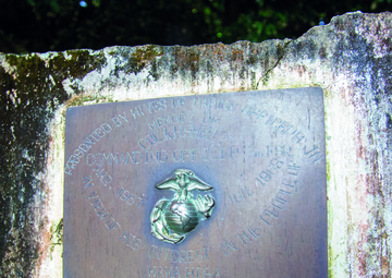 Respect the Predecessors: Marines clean memorials in Hamahiga Island　先人に敬意を払って ー 海兵隊員が浜比嘉島の記念碑を清掃