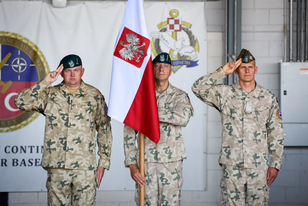 Incirlik Air Base welcomes incoming commander of Polish Military Contingent