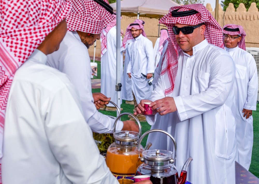 U.S. joint forces attend Saudi Cultural Day