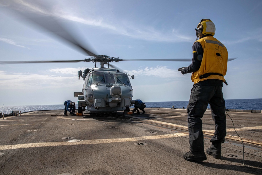 USS San Jacinto conducts flight quarters