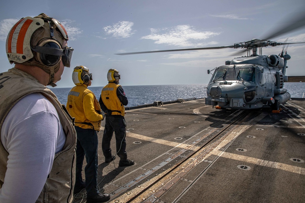 USS San Jacinto conducts flight quarters