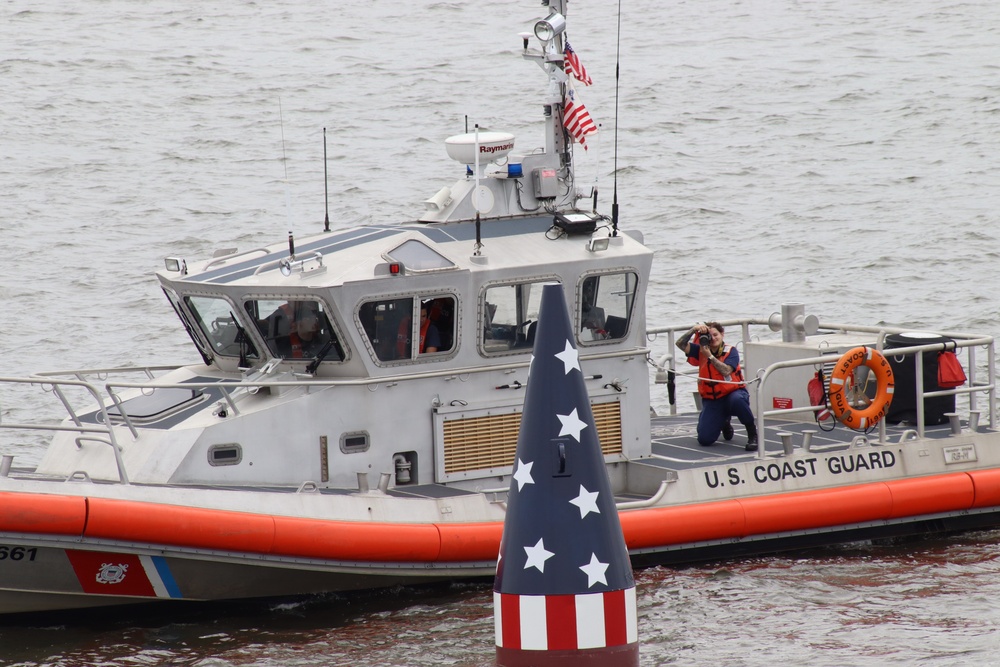 Coast Guard sets historic Francis Scott Key Memorial Buoy in Patapsco River