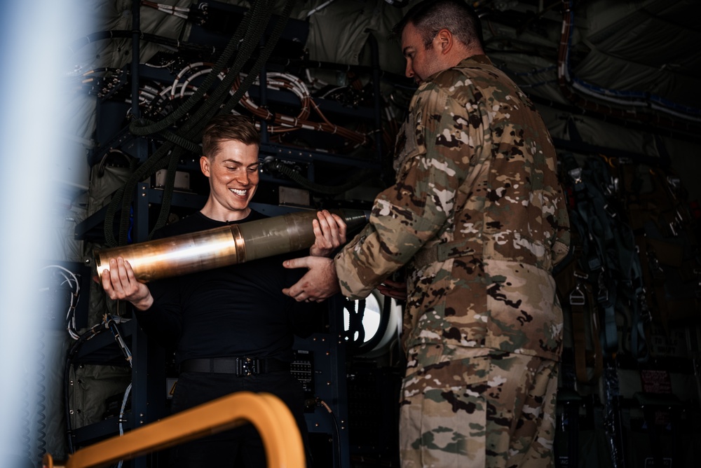 Content Creator Sam Eckholm visits Cannon AFB, showcases 27 SOW readiness &amp; relevancy in future conflicts