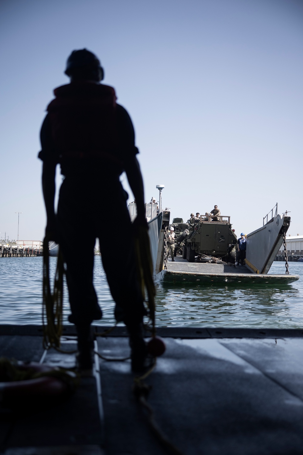 LA Fleet Week: LCU Vehicle Onload