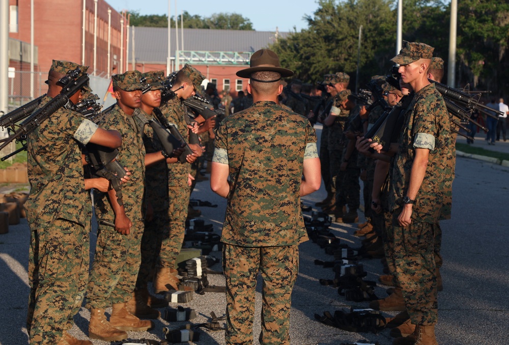 India Company Weapon Turn-Ins India Company Weapon Turn-Ins