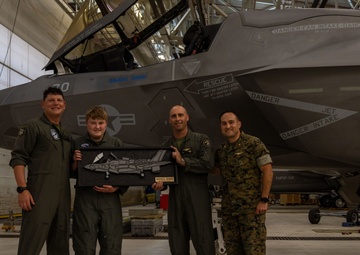 VMFAT-501 Grants a Special Wish