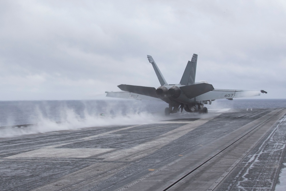 Abraham Lincoln conducts flight operations