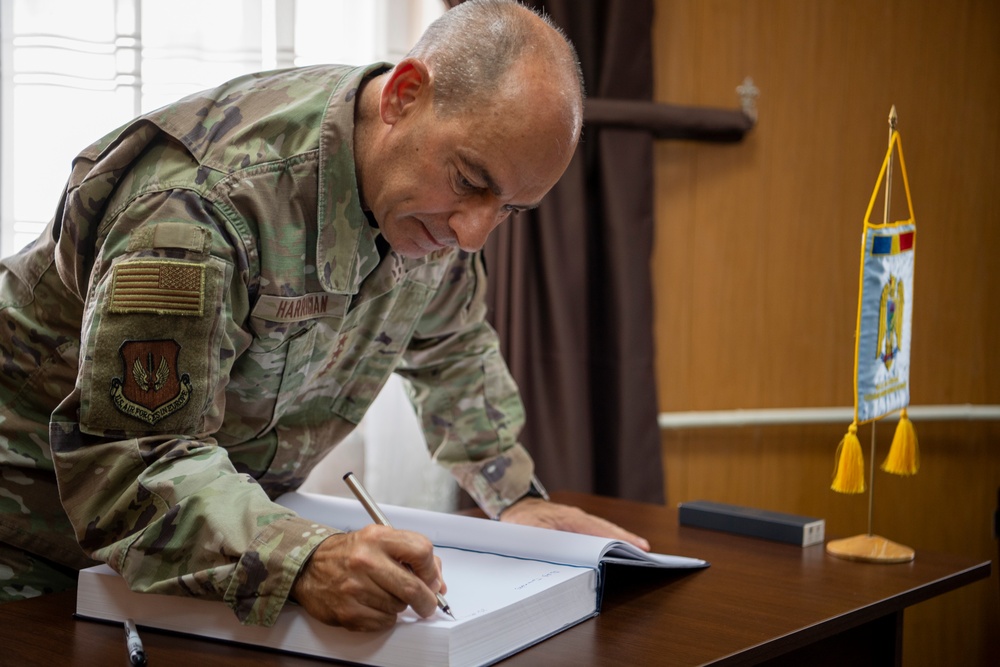USAFE Commander tours Romanian Air Bases