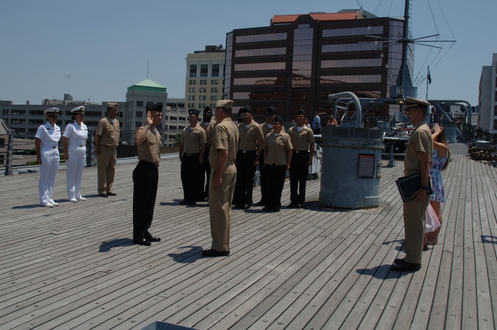 Naval Museum hosts a reenlistment ceremony