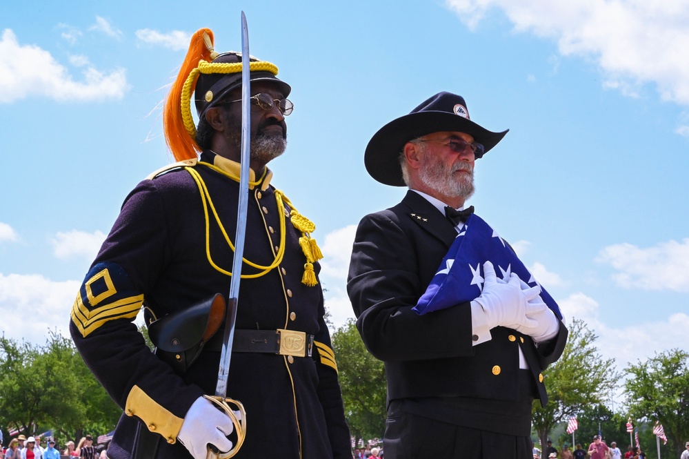 Joint service effort makes DFW Nat'l Cemetery's Memorial Day a success