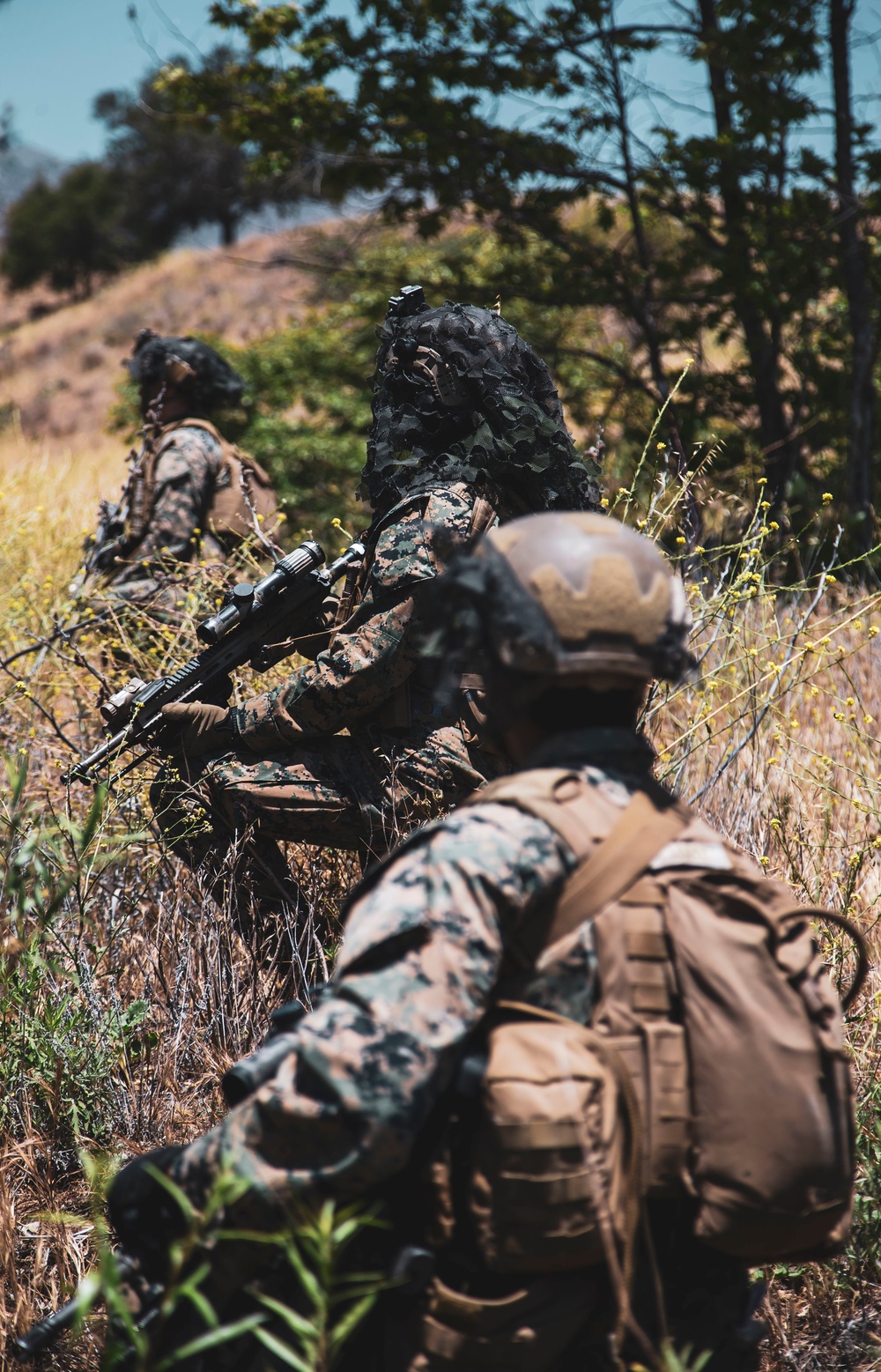 1st Marines compete in regimental squad competition