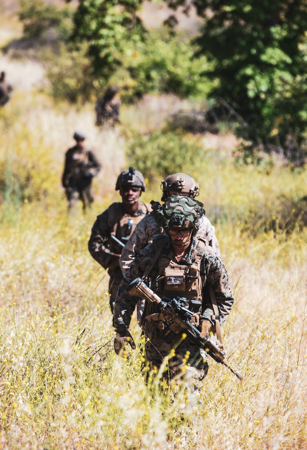 1st Marines compete in regimental squad competition