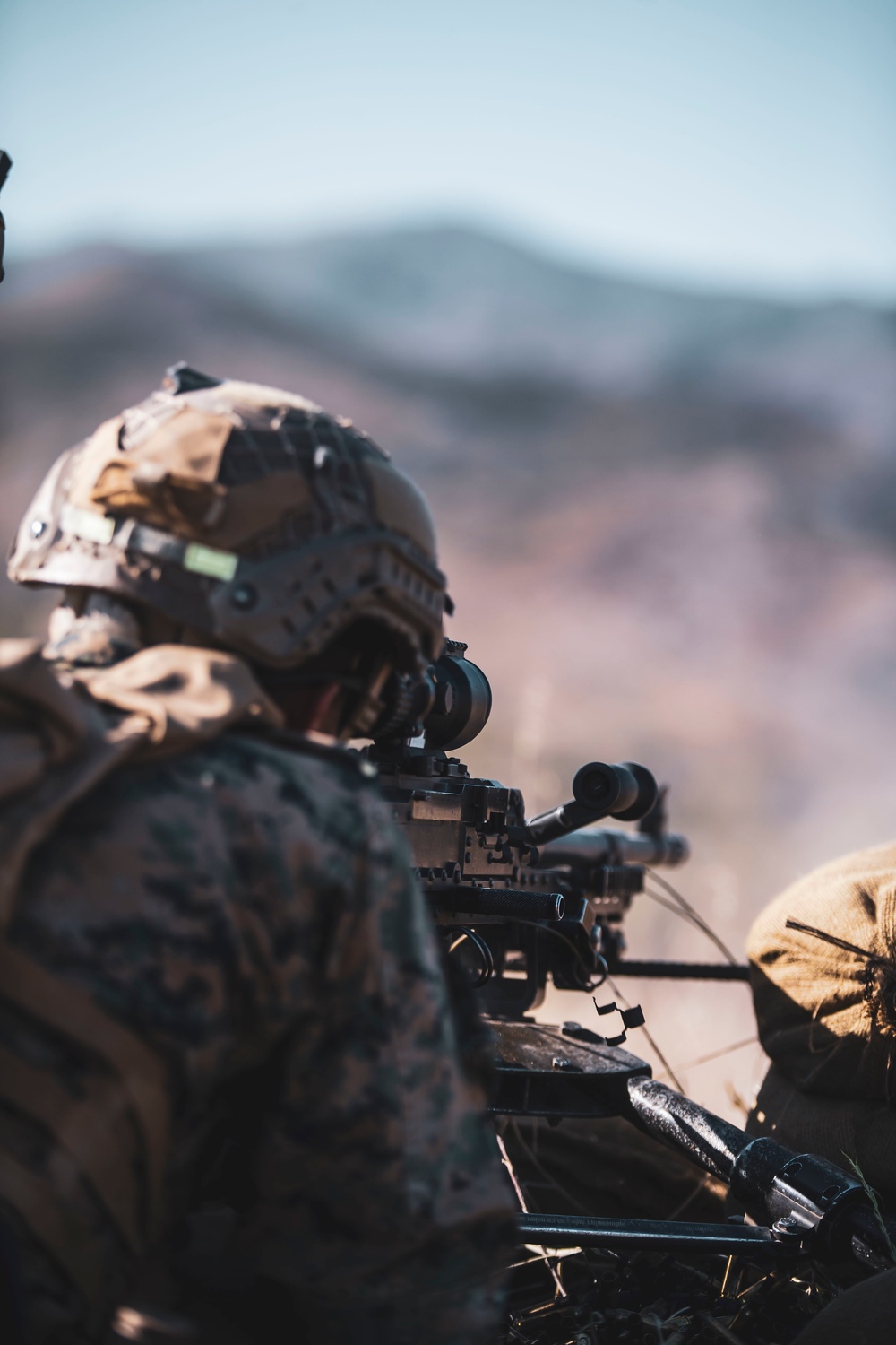 1st Marines compete in regimental squad competition