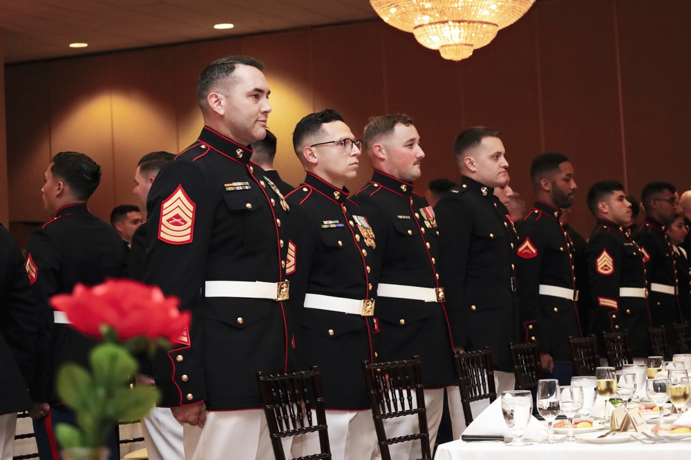 MCI-West CG attends LSSS mess night as guest of honor