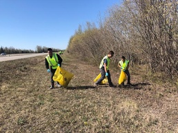 168th Wing Top 3 takes out the trash in Alaska Adopt-A-Highway Program