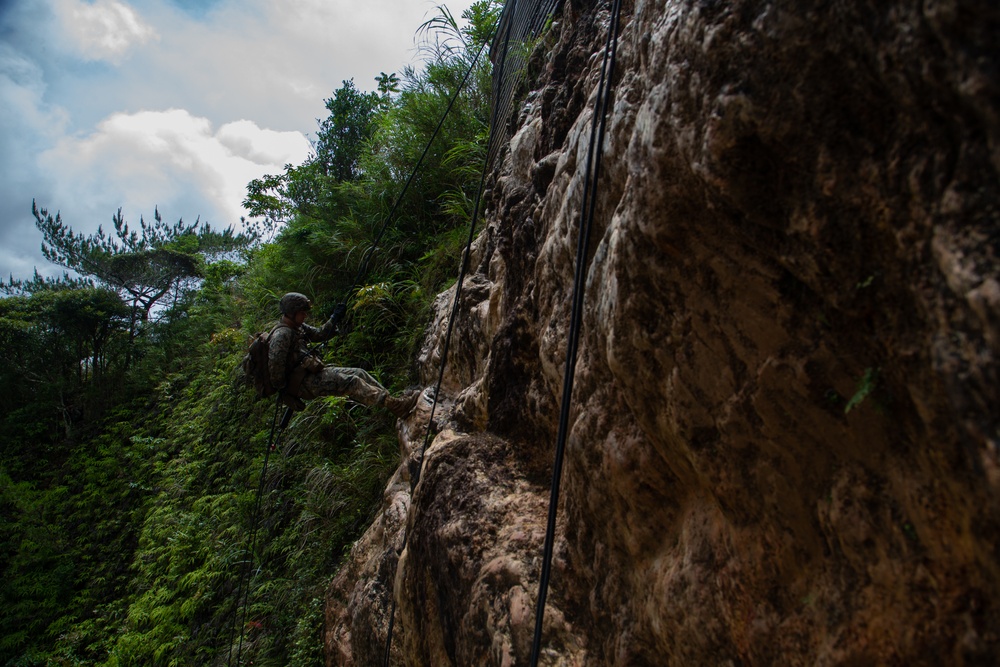 7th COMM. Bn. Basic Jungle Survival Skills Course