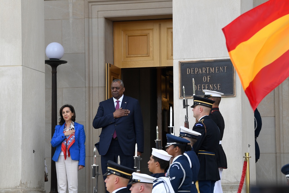 Armed Forces Full Honor Cordon in honor of the Spanish Defense Minister