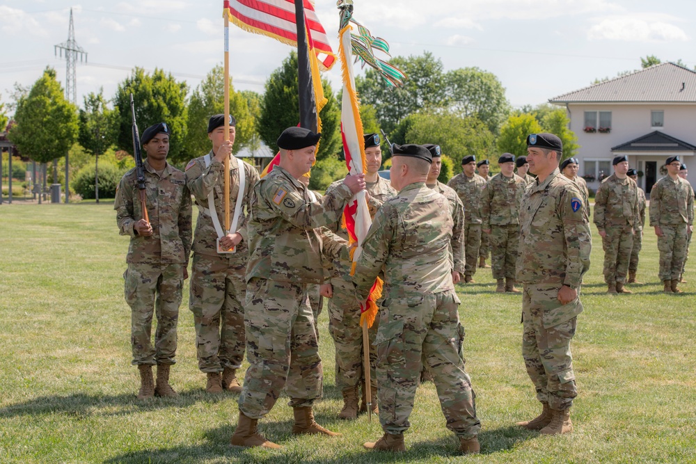 DVIDS - Images - HHBN Change of Command [Image 1 of 2]