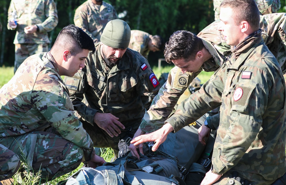 82nd Airborne Division conduct Joint Airborne operation in Poland