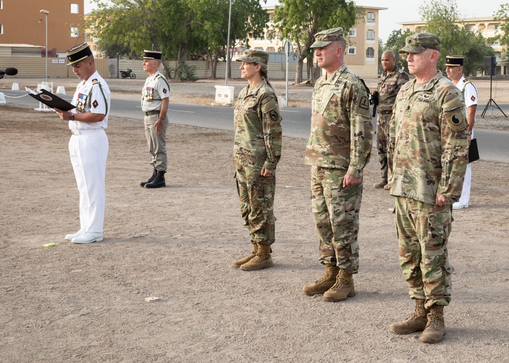 DVIDS - Images - French, U.S. service members earn prestigious desert ...