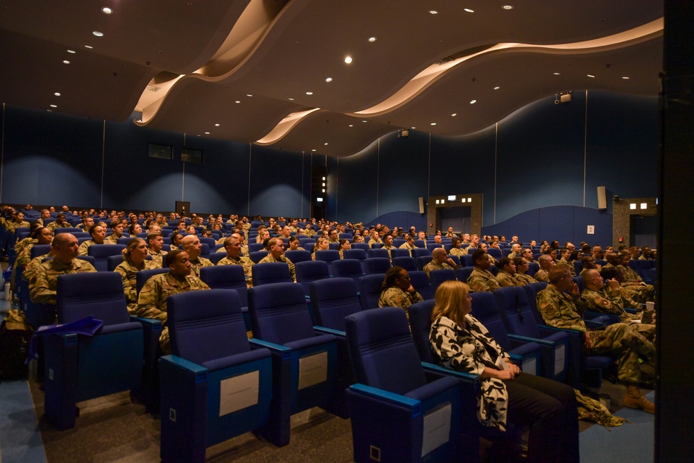 Enlisted Summit: building leaders