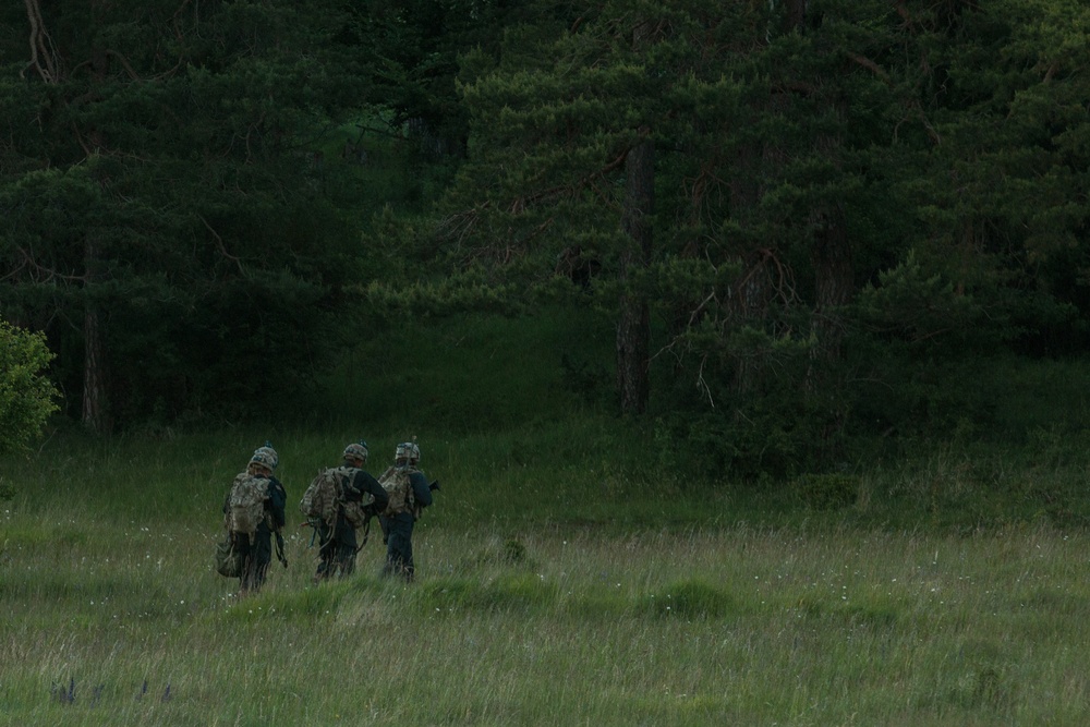 U.S. Soldiers assigned to 1-4 Infantry Regiment execute Air Assault operation in Hohenfels, Germany