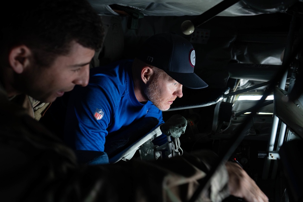 NFL Buffalo Bills coaching staff visits the 914th Air Refueling Wing