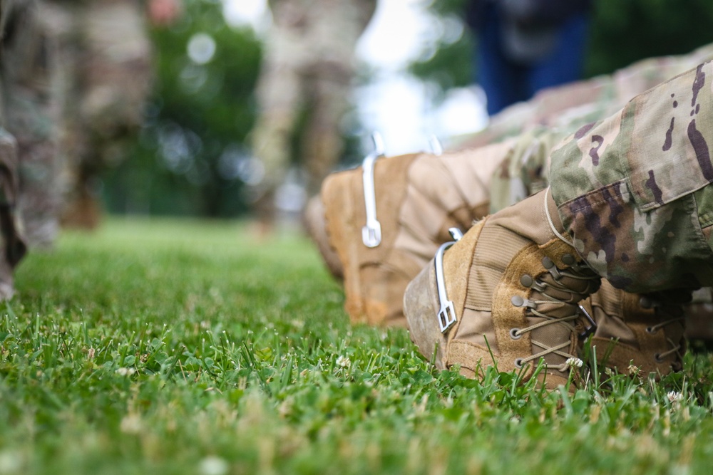 4th CAV Soldiers Earn Their Spurs