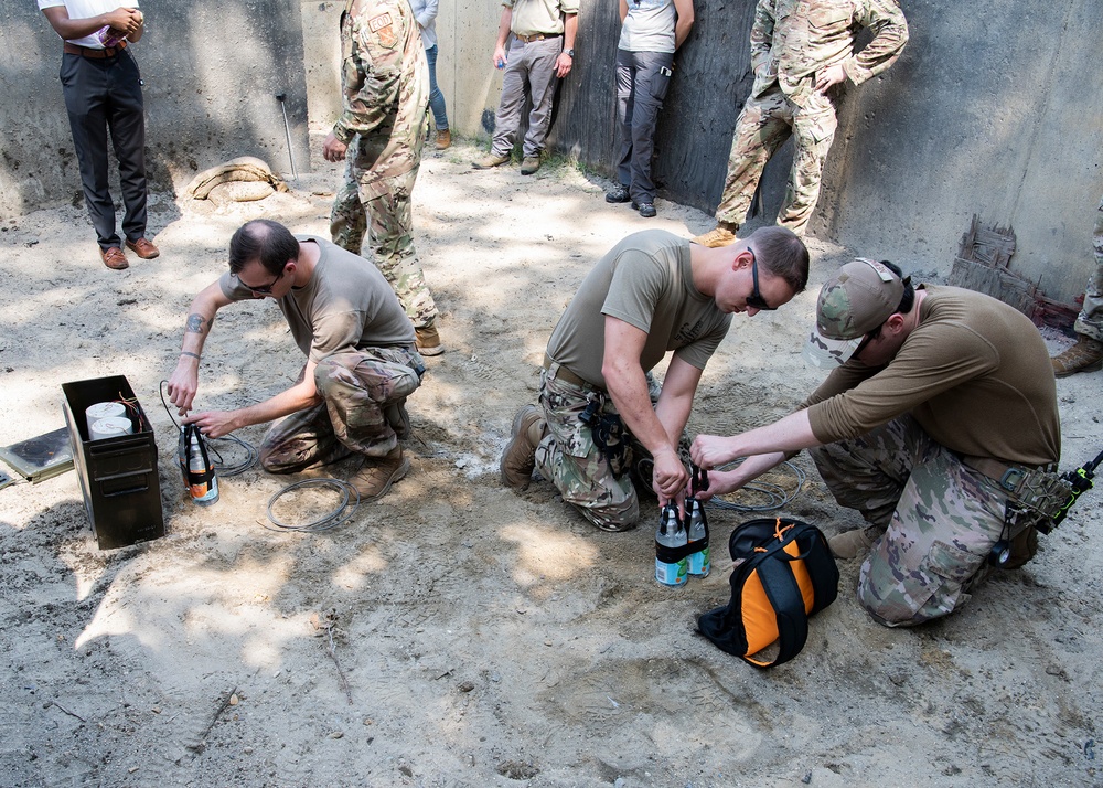 316th Civil Engineer Squadron EOD, DHS conduct interagency training