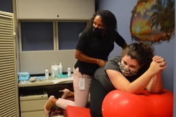 Expectant moms have group option for prenatal care