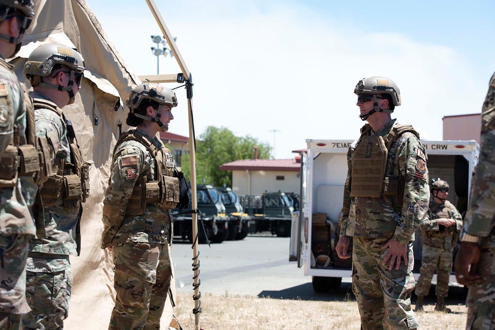 Headquarters U.S. Air Force leadership visits Travis AFB