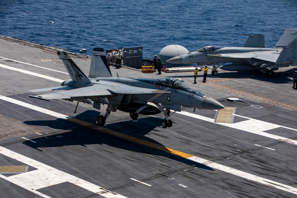 Flight Operations Aboard USS George H.W. Bush (CVN 77)