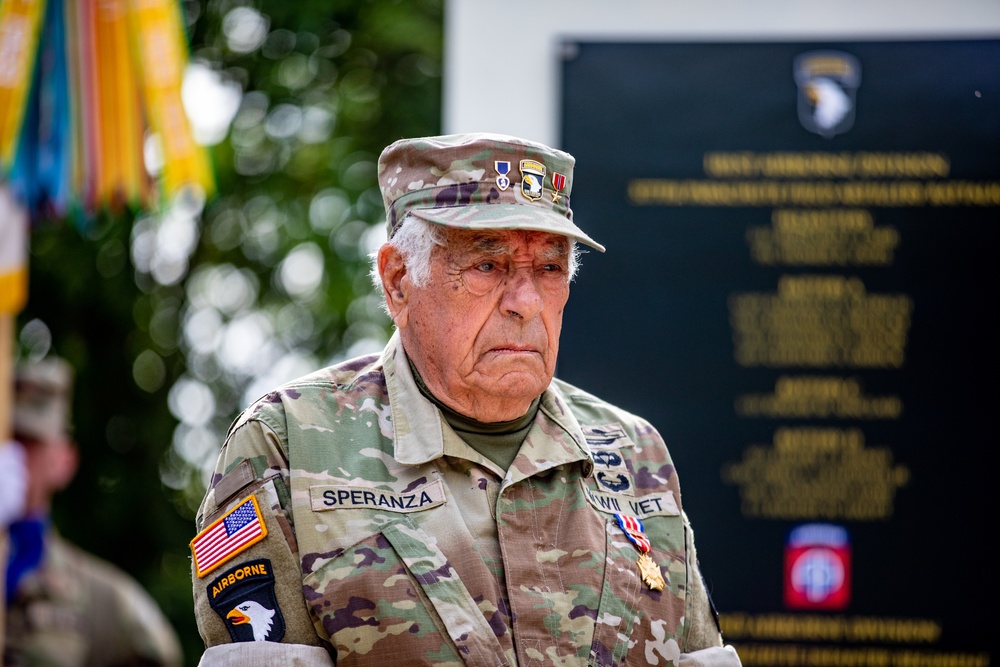 82nd Airborne Division &amp; 101st Airborne Division Eternal Heroes Monument 2022