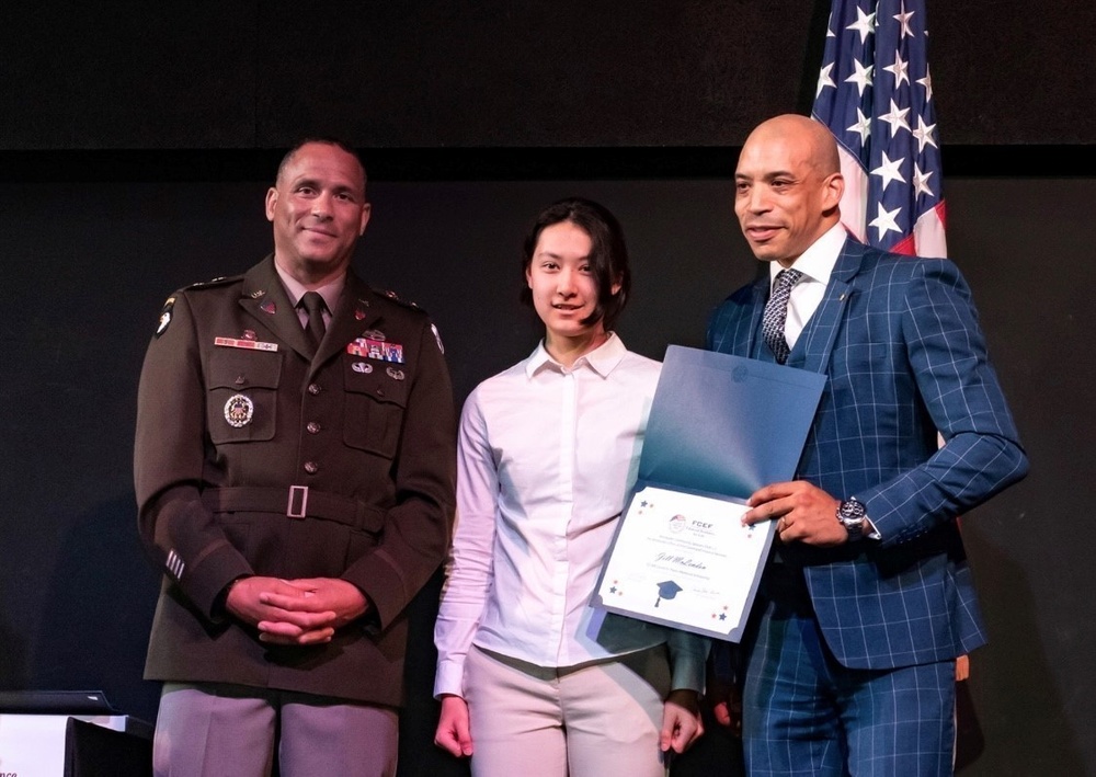 WCSC awards $84,000 in scholarships to Wiesbaden students