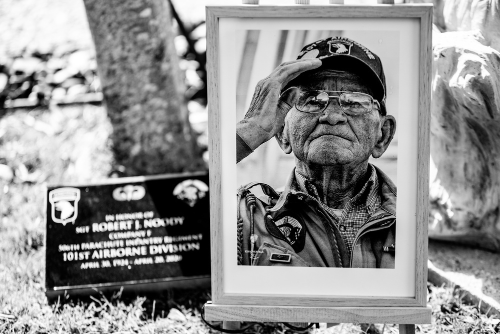 82nd Airborne Division &amp; 101st Airborne Division Eternal Heroes Monument 2022